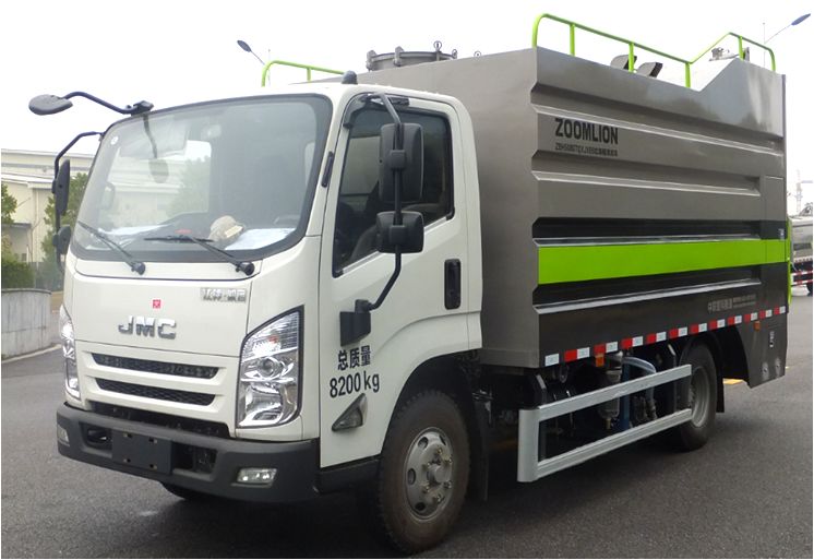 垃圾桶有了“洗澡房”，去污消毒更健全